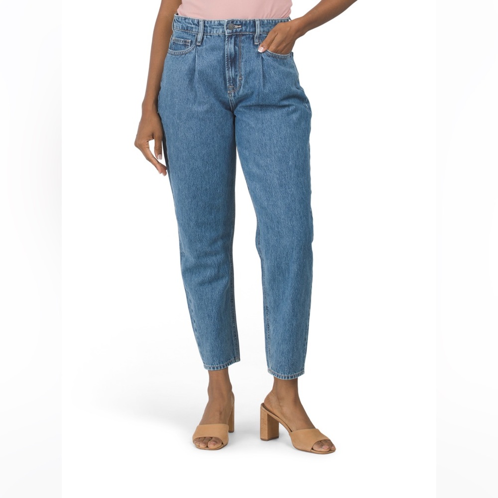Hidden pleated classic mom jeans